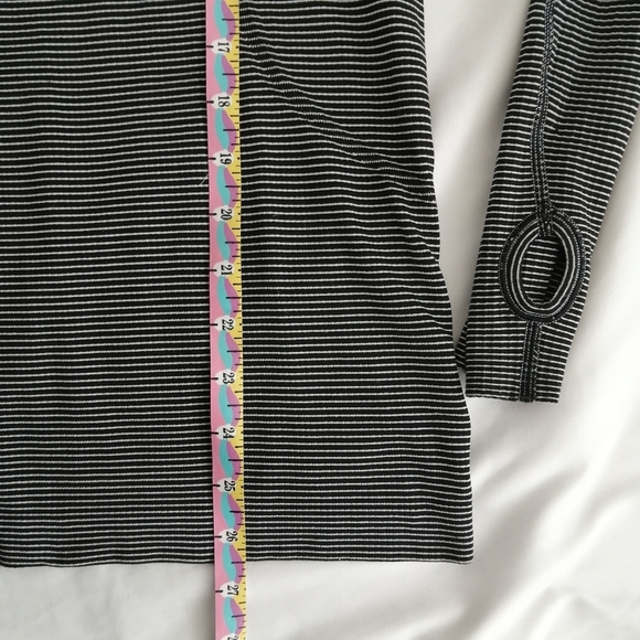 Lululemon Swiftly Tech Long Sleeve White Black Stripe 4 - Picture 15 of 16